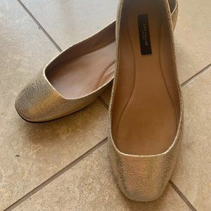 ANN TAYLOR GOLD LEATHER BALLET FLATS - SZ 8M